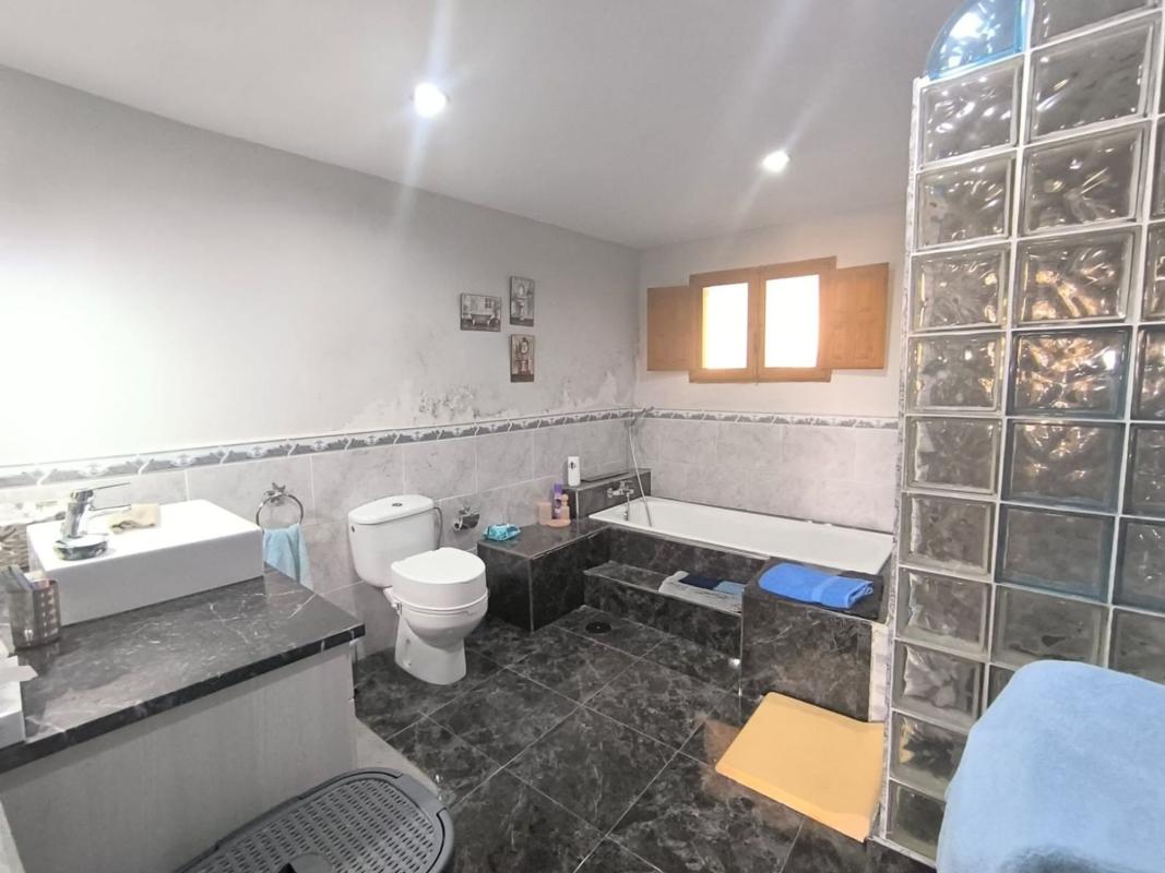 villa te koop in Monovar | 4 slaapkamers H620615