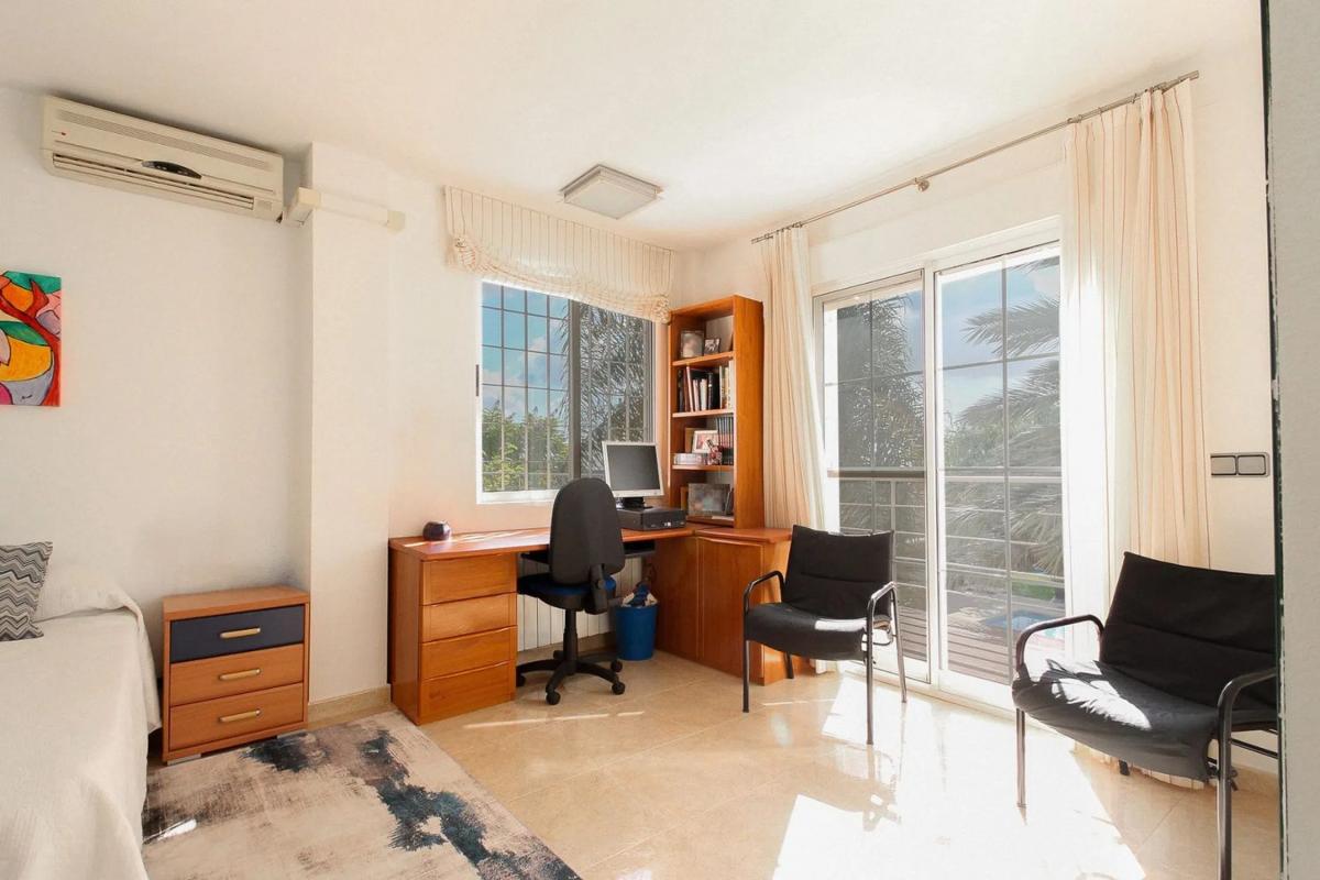 Property main view 30