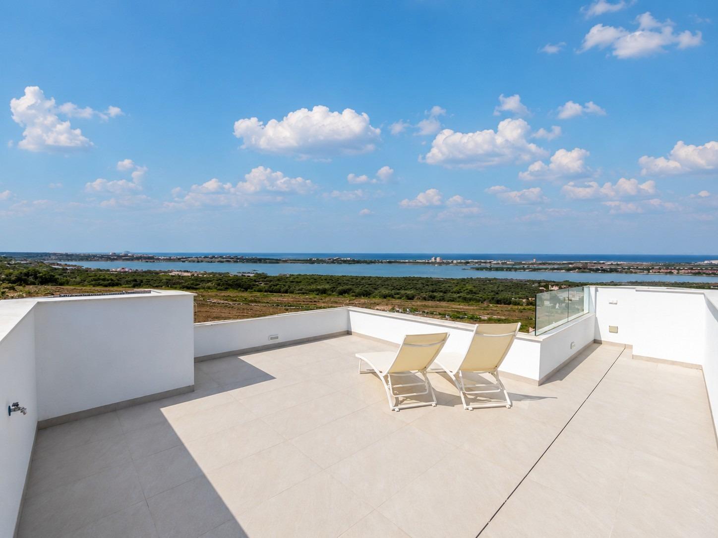 Villa for sale in Orihuela | 3 bedrooms H10038