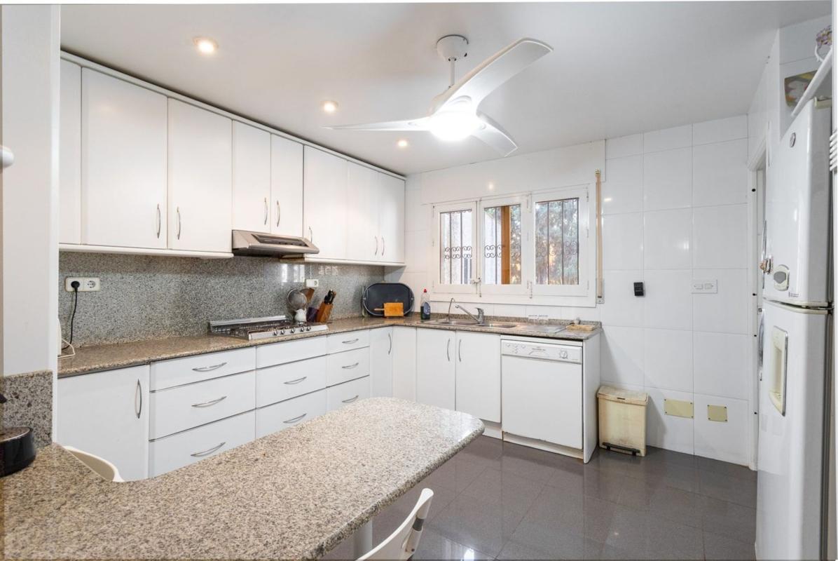 villa te koop in Orihuela | 6 slaapkamers H485090