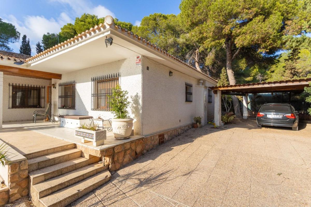 villa te koop in Orihuela | 6 slaapkamers H485090
