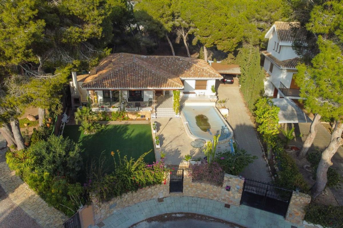 villa te koop in Orihuela | 6 slaapkamers H485090