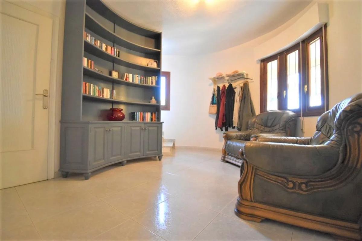Property main view 18