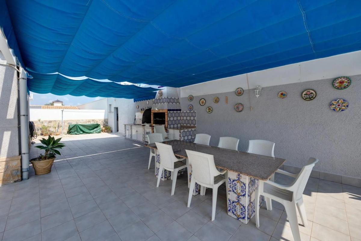 villa te koop in Orihuela | 4 slaapkamers H510508