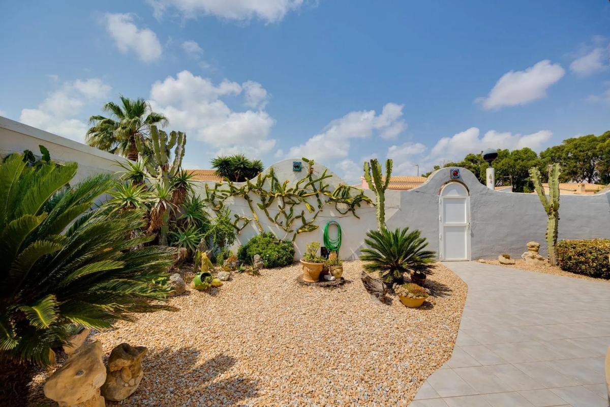 villa te koop in Orihuela | 4 slaapkamers H510508