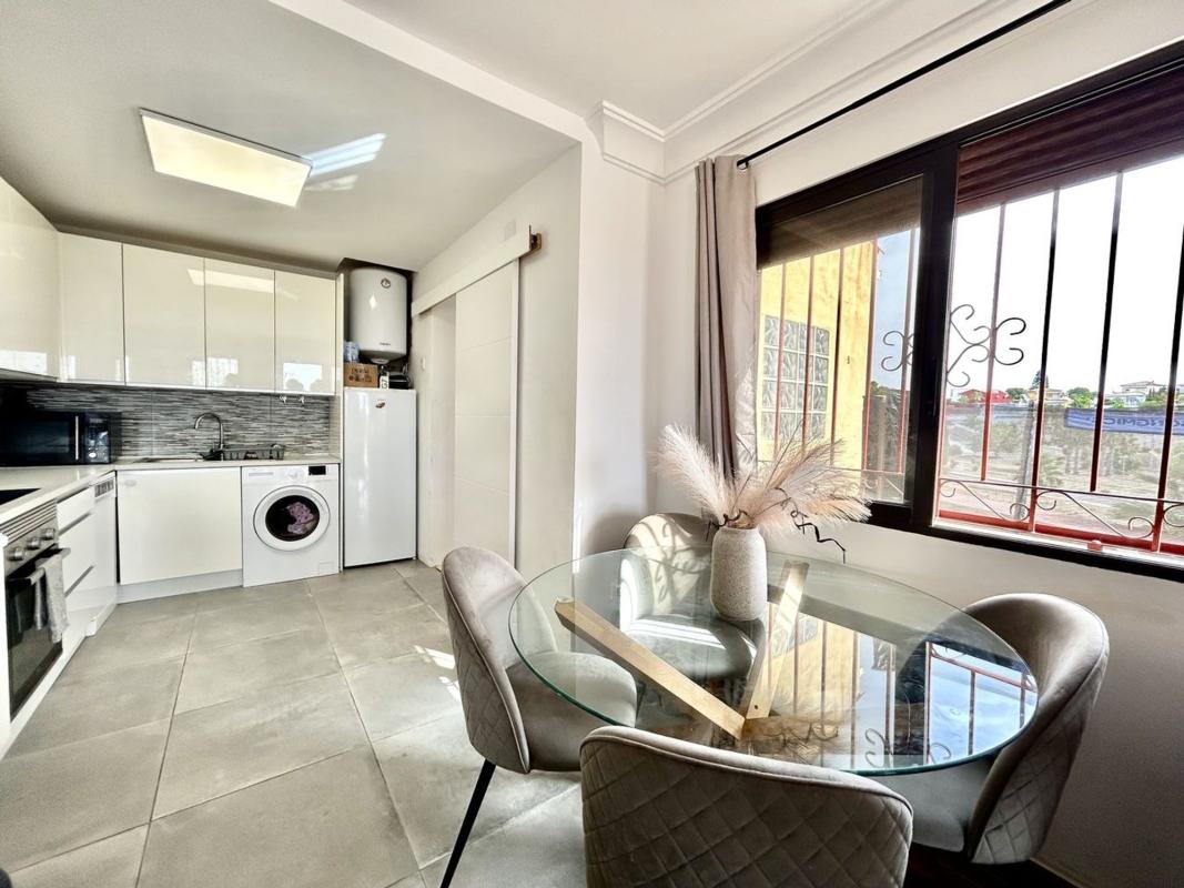 villa te koop in Orihuela | 2 slaapkamers H565398