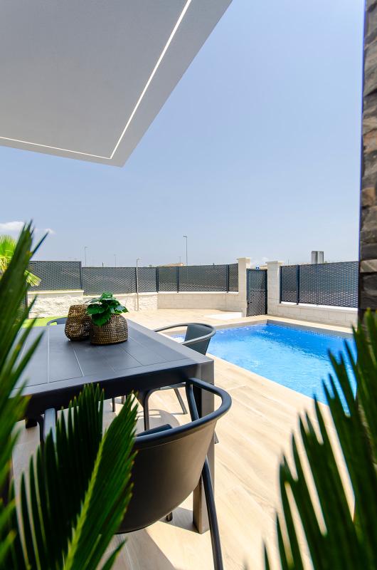 villa te koop in Orihuela | 3 slaapkamers H576347_489963