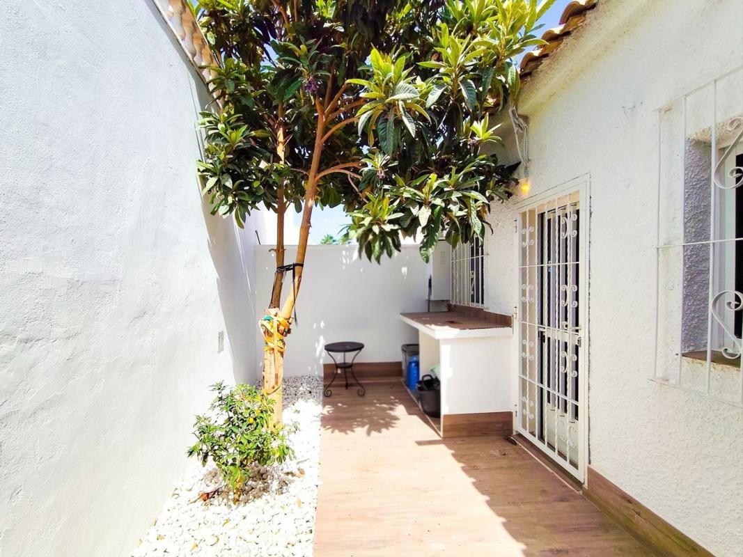 villa te koop in Orihuela | 3 slaapkamers H585278