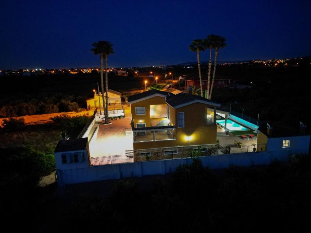 villa te koop in Orihuela | 5 slaapkamers H619024