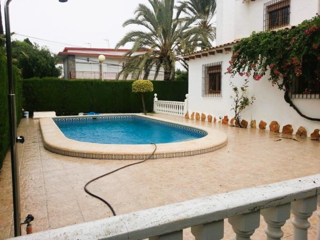 villa te koop in Orihuela | 0 slaapkamers H639854