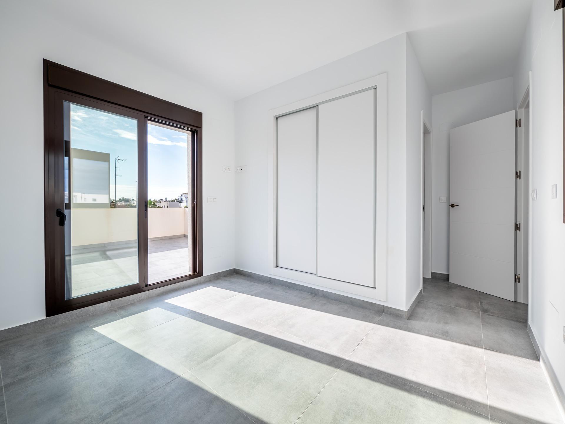 Villa for sale in Orihuela Costa | 3 bedrooms H5840