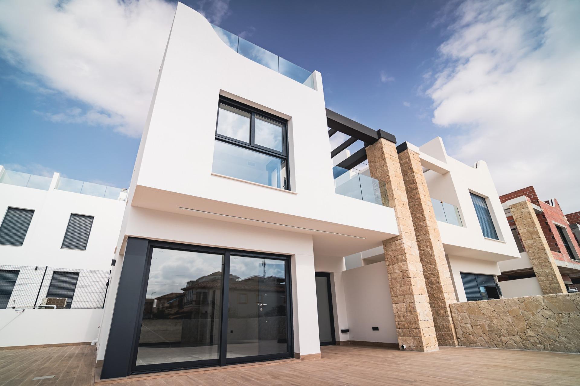 Villa te koop in Orihuela Costa | 4 slaapkamers H6722