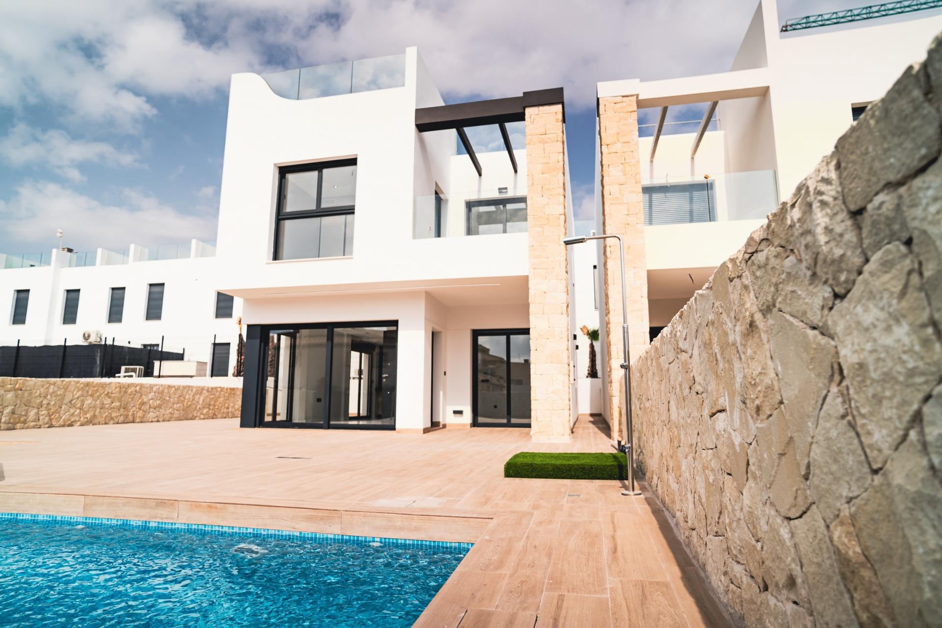 Villa te koop in Orihuela Costa | 4 slaapkamers H6722