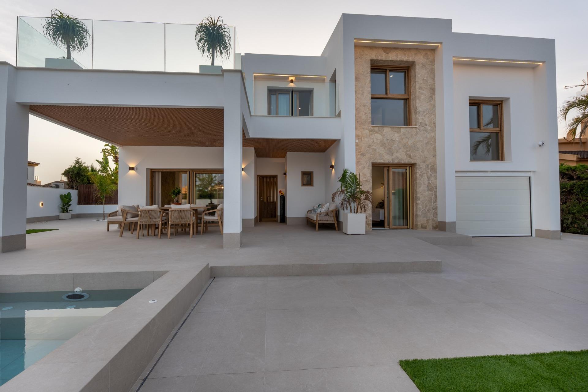 Villa te koop in Orihuela Costa | 4 slaapkamers H9041