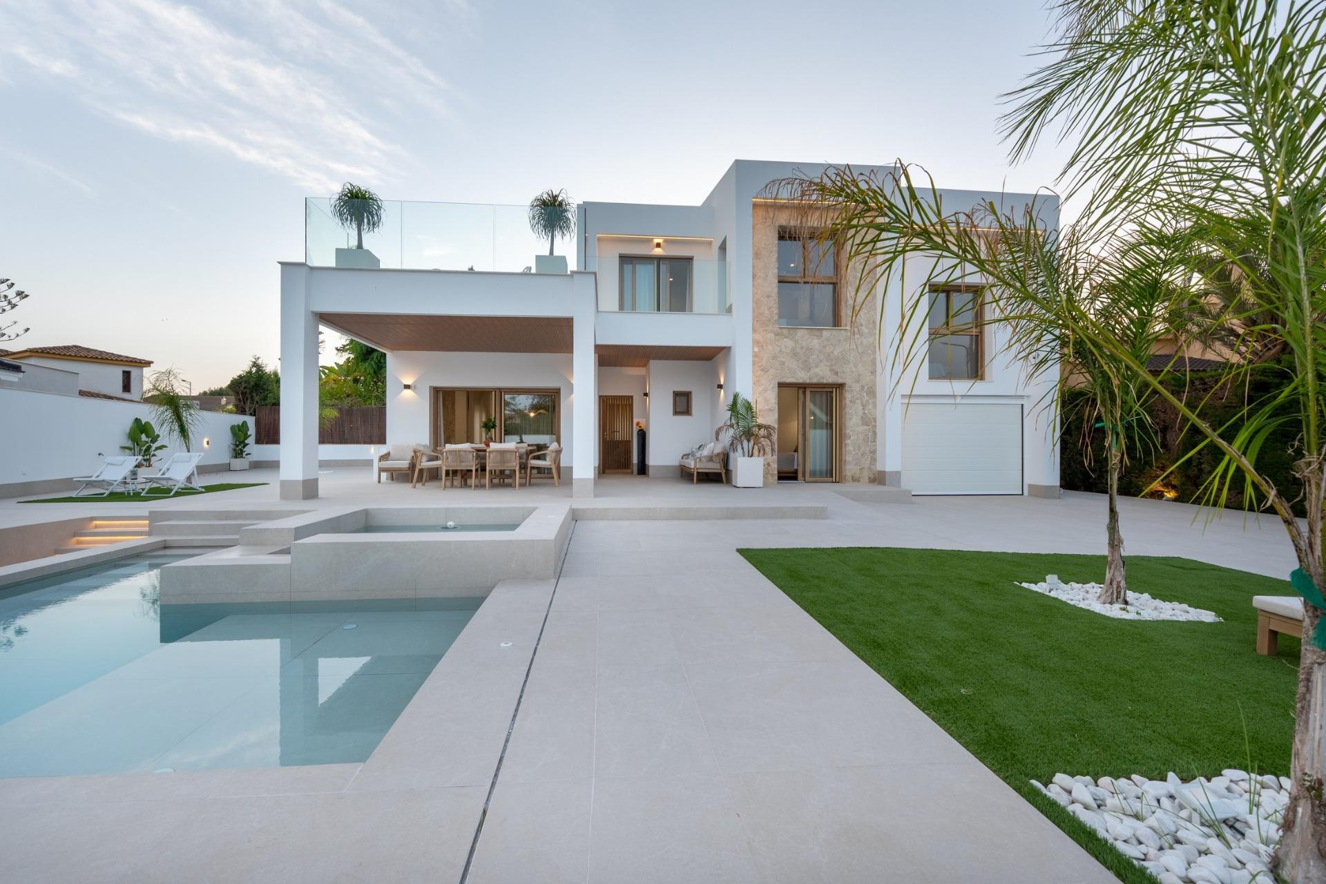 Villa te koop in Orihuela Costa | 4 slaapkamers H9041