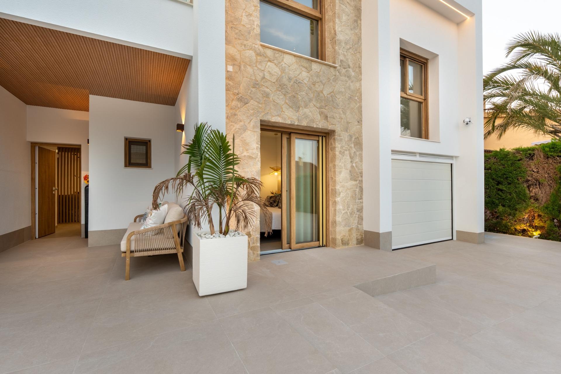 Villa te koop in Orihuela Costa | 4 slaapkamers H9041