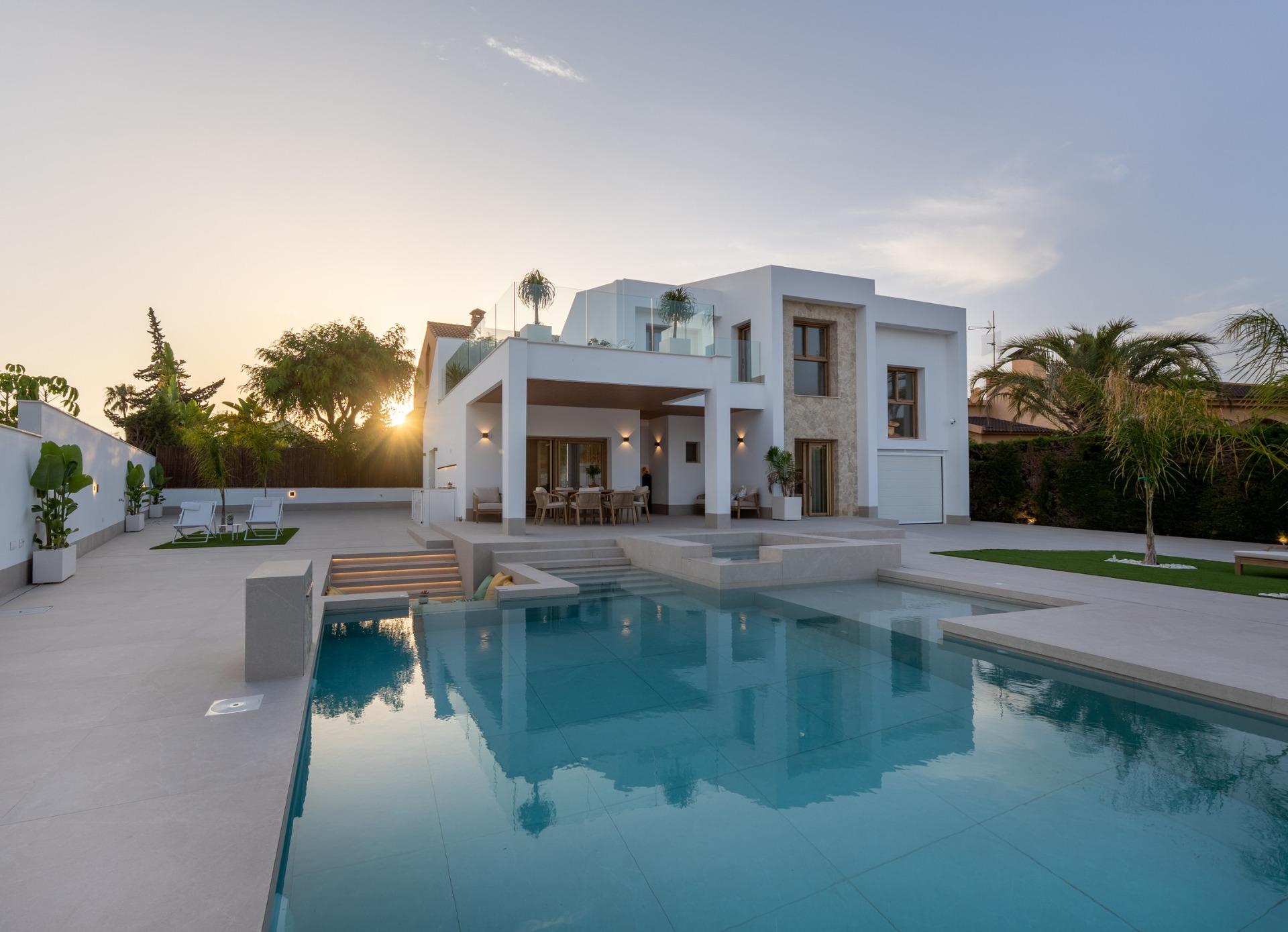 Villa te koop in Orihuela Costa | 4 slaapkamers H9041