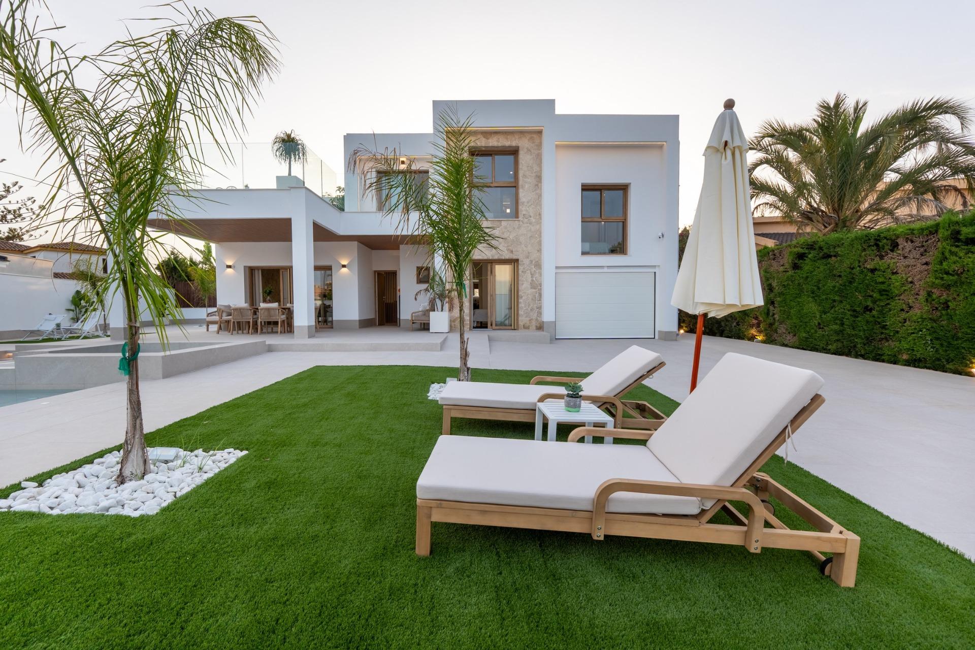 Villa te koop in Orihuela Costa | 4 slaapkamers H9041