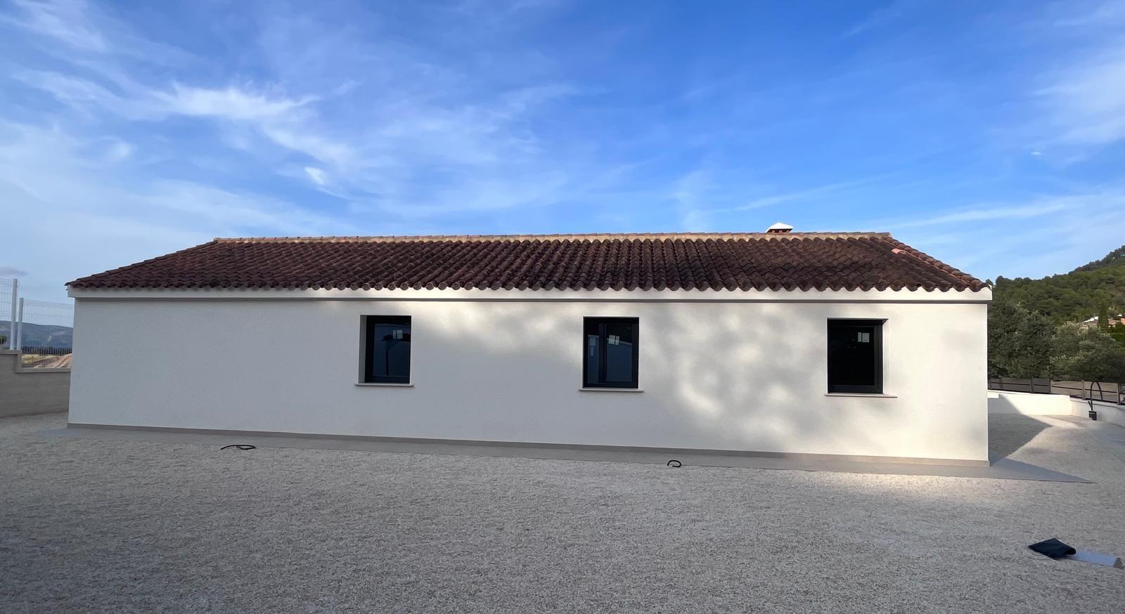 Villa te koop in Penaguila | 3 slaapkamers H9099