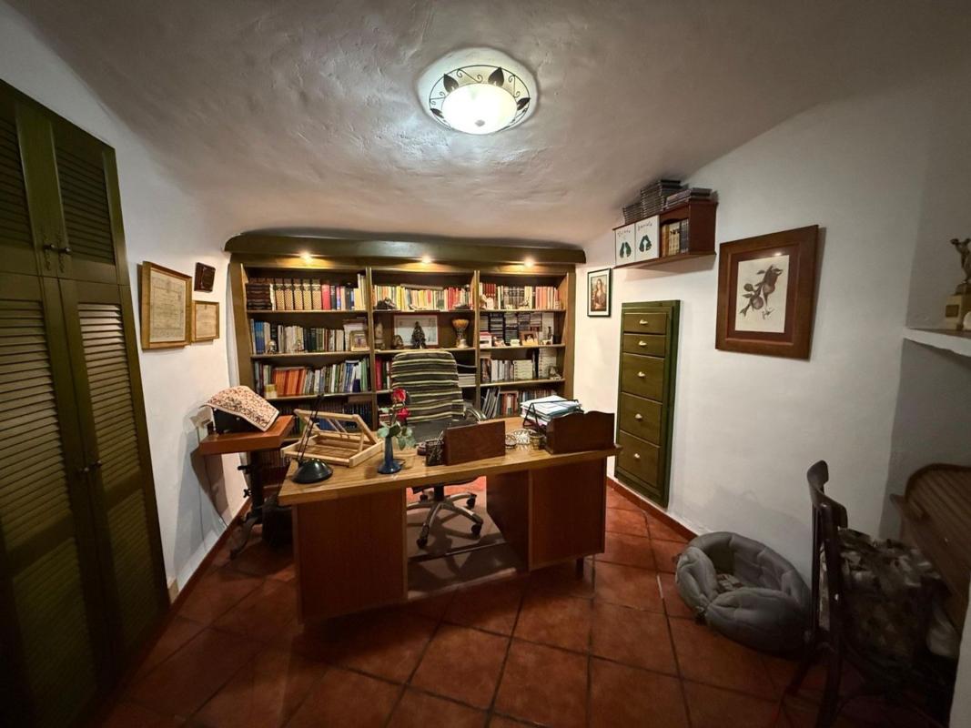 villa te koop in Petrer | 5 slaapkamers H621111