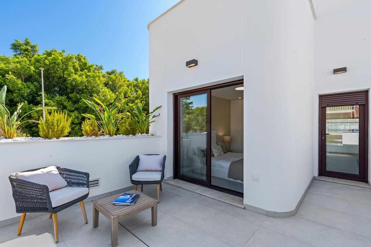 villa te koop in Pilar de la Horadada | 4 slaapkamers H524058