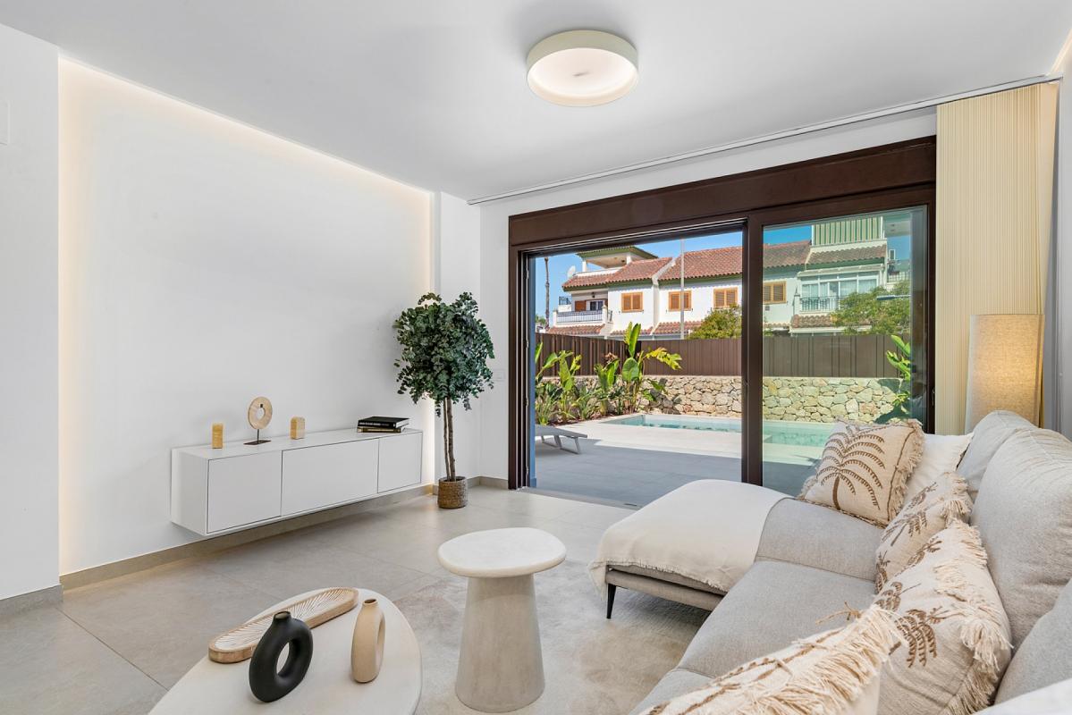 villa te koop in Pilar de la Horadada | 4 slaapkamers H524058