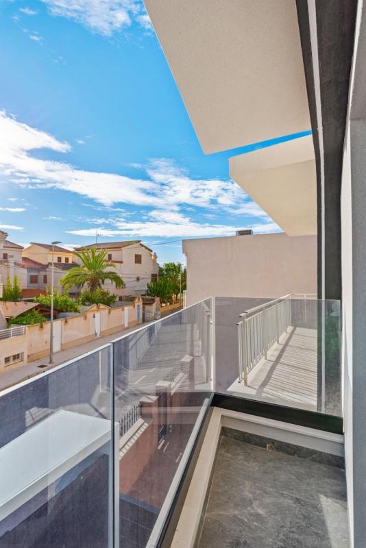 villa te koop in Pilar de la Horadada | 4 slaapkamers H563718