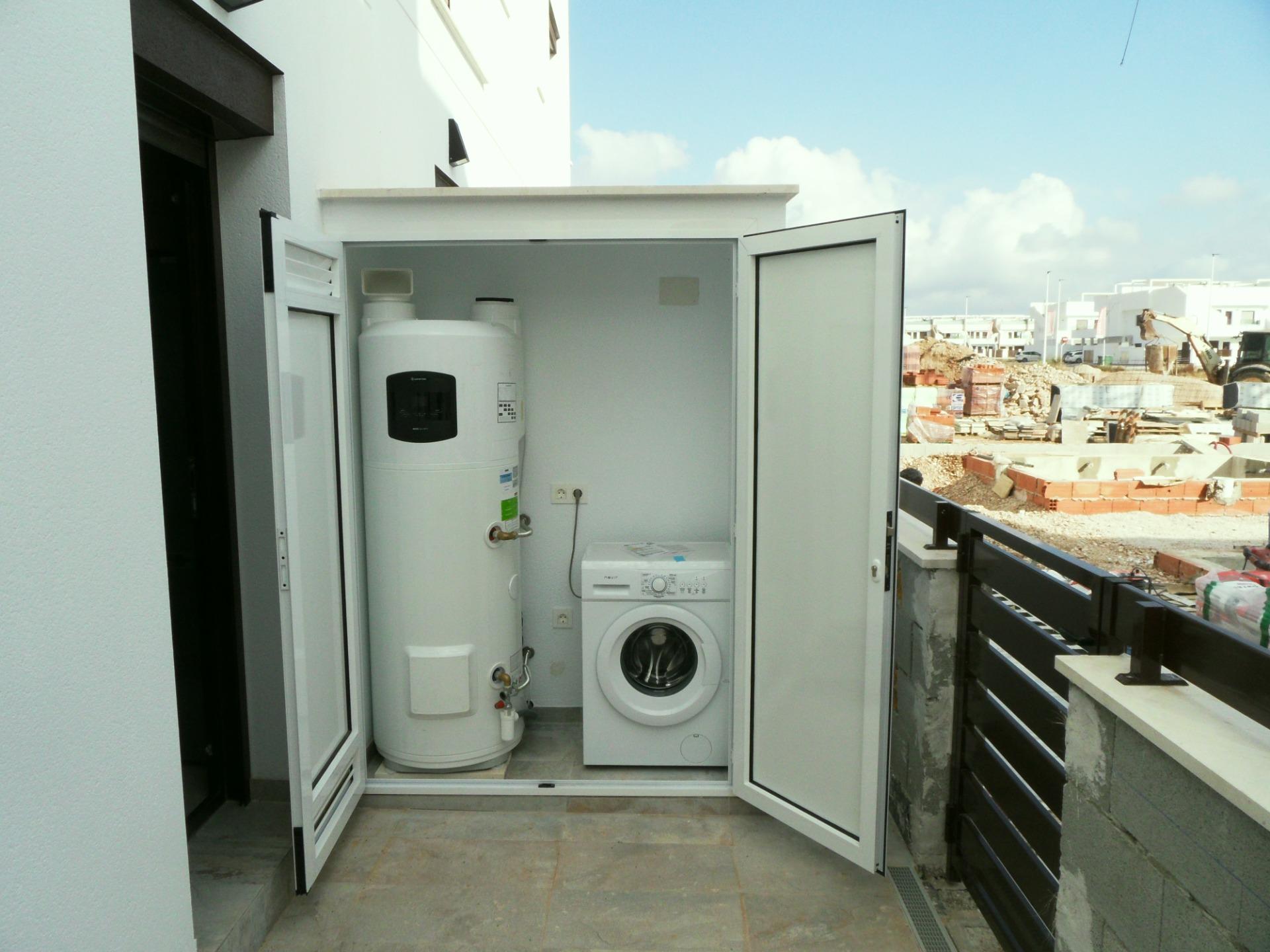 Villa te koop in Pilar de La Horadada | 4 slaapkamers H8979