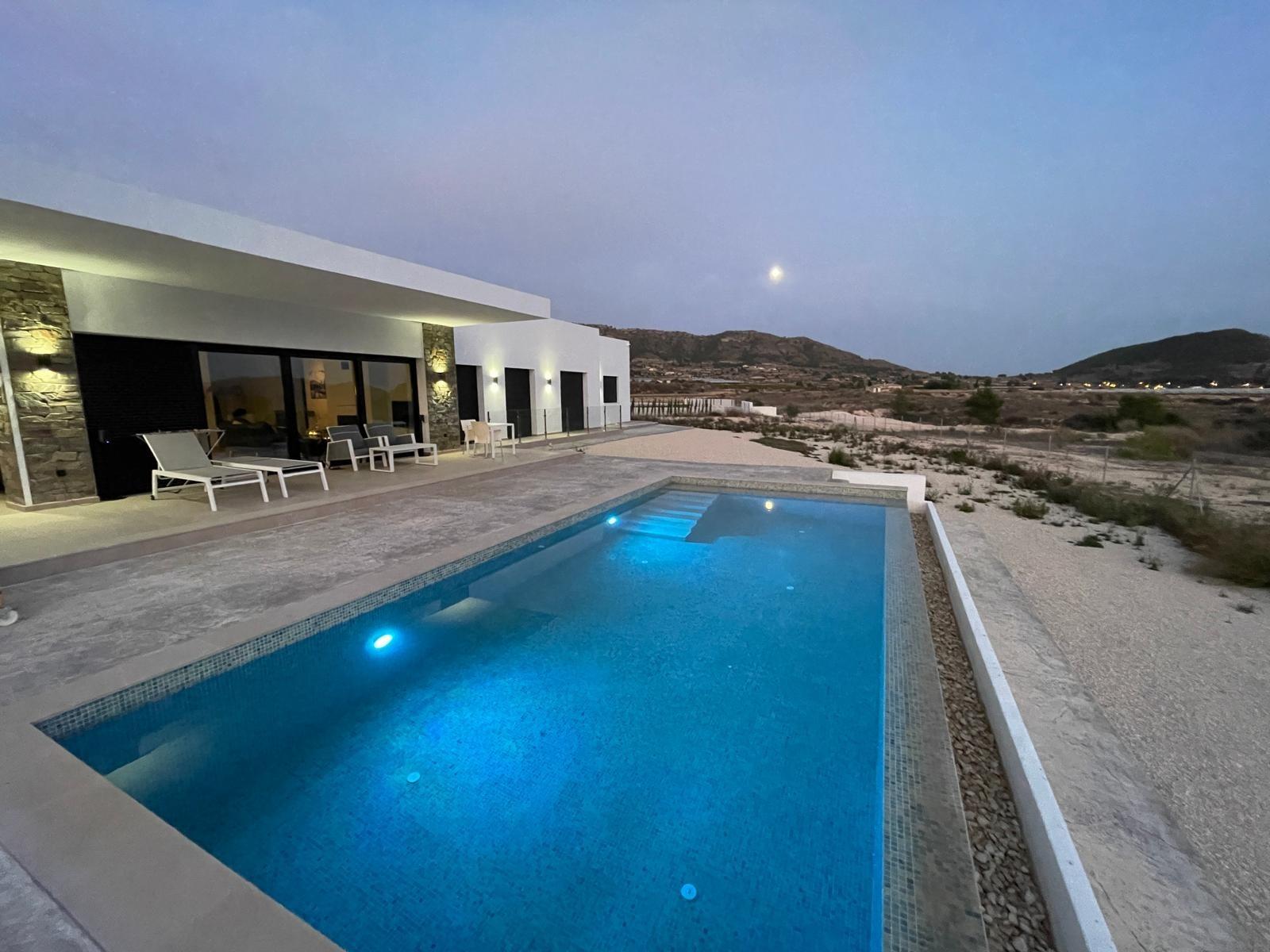 Villa te koop in Pinoso | 3 slaapkamers H9952