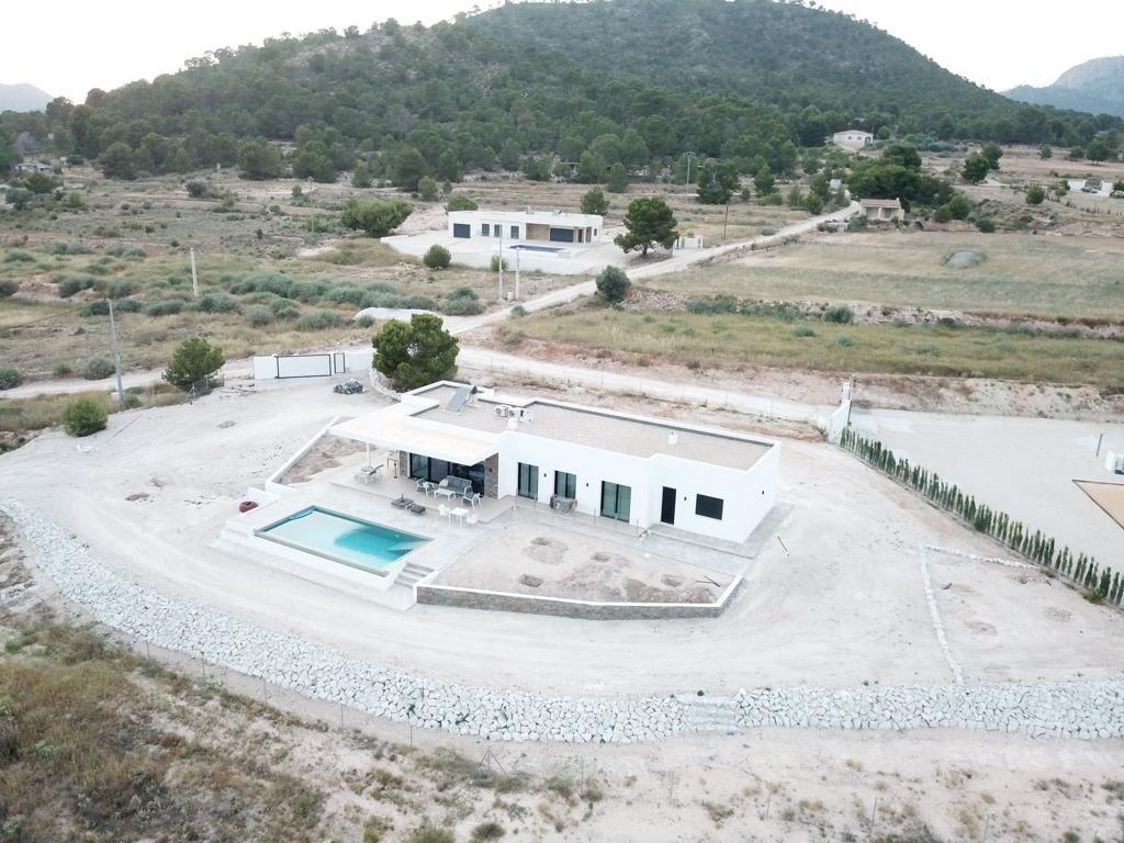 Villa te koop in Pinoso | 3 slaapkamers H9952