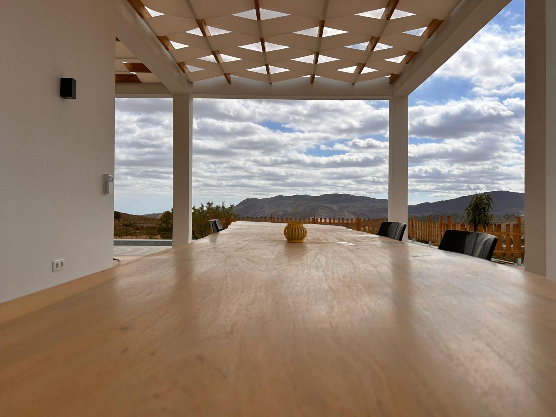 Villa te koop in Pinoso | 4 slaapkamers H9954