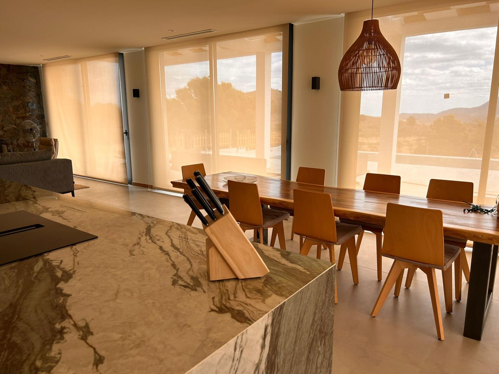 Villa te koop in Pinoso | 4 slaapkamers H9954