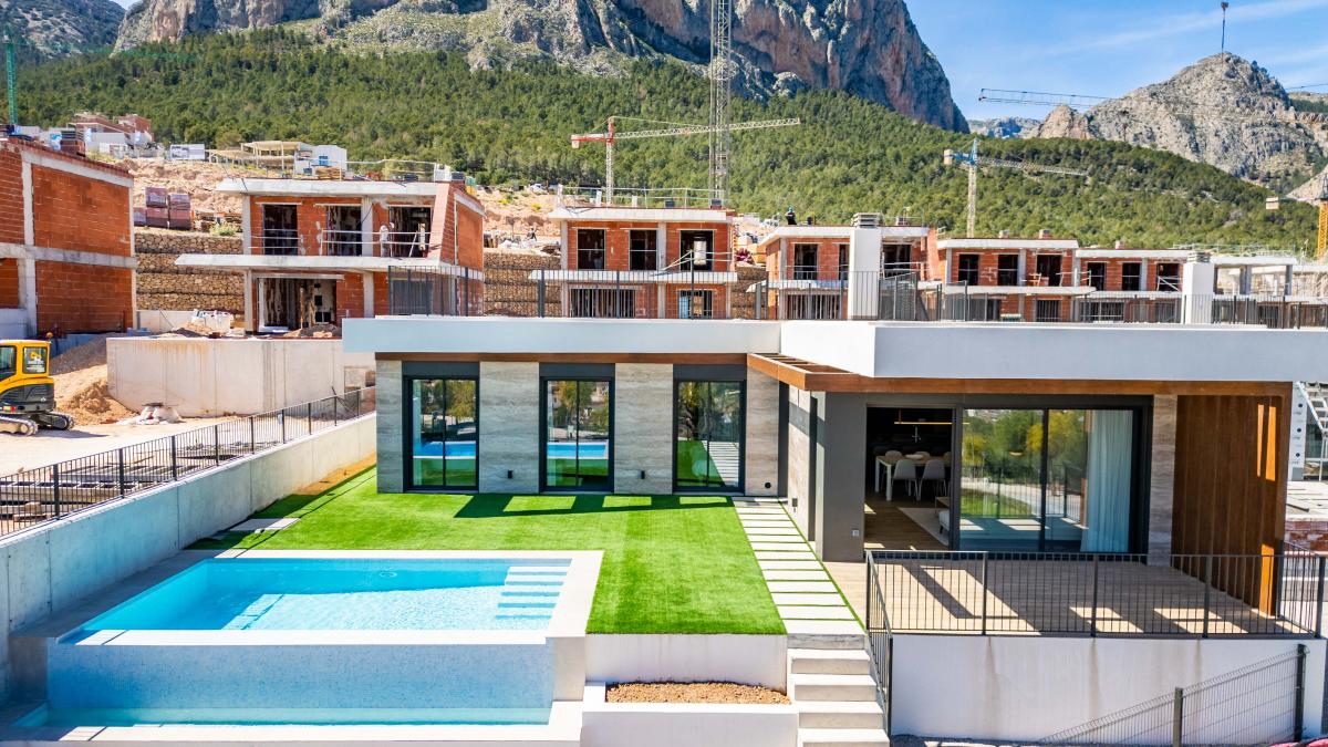 Property main view 32