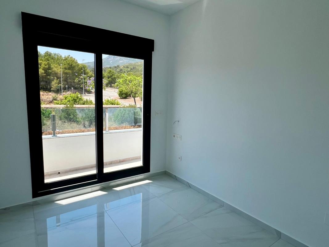 villa te koop in Polop | 3 slaapkamers H640244