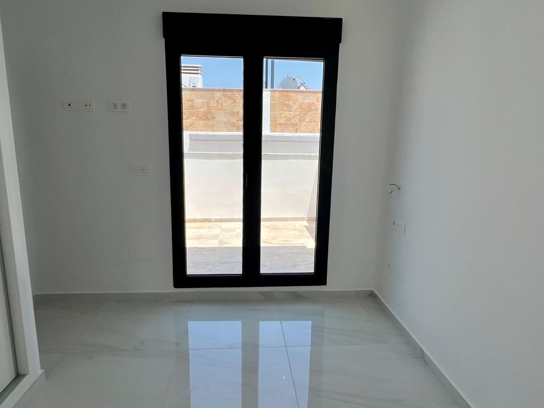 villa te koop in Polop | 3 slaapkamers H640244