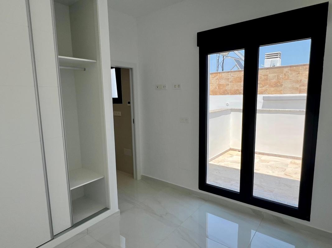 villa te koop in Polop | 3 slaapkamers H640244