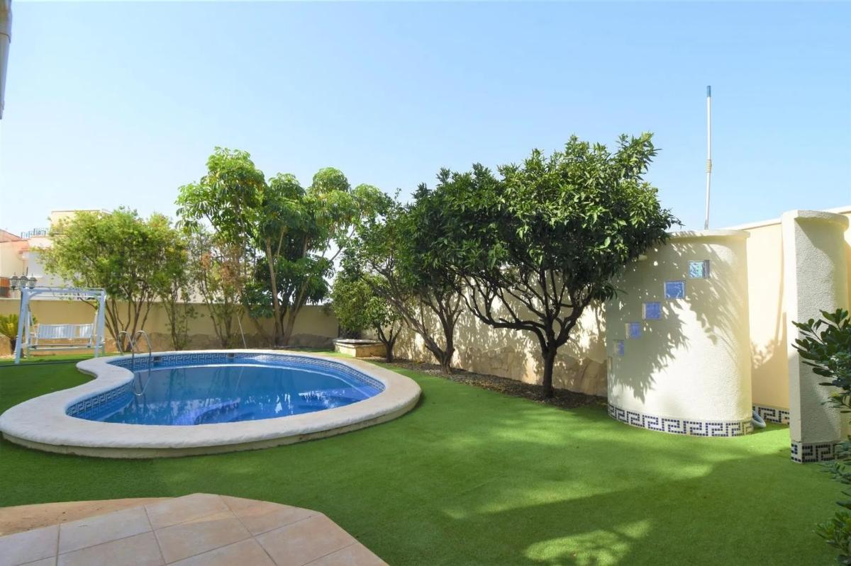 villa te koop in Rojales | 5 slaapkamers H512797