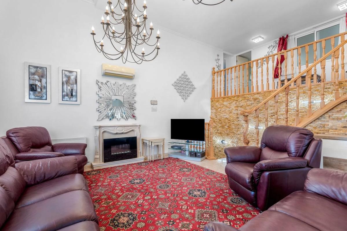 Property main view 23