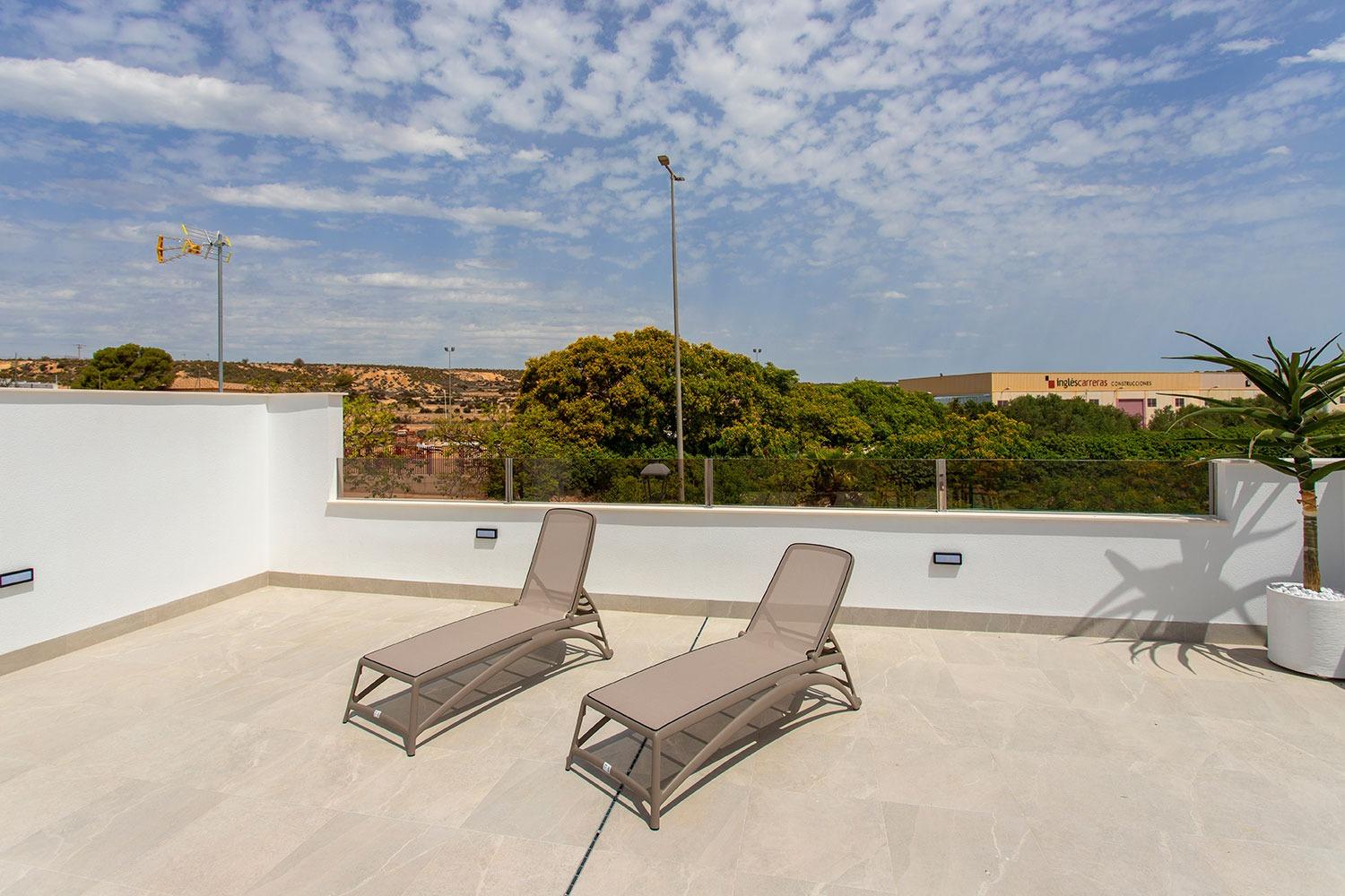 Villa for sale in Sucina | 3 bedrooms H9022