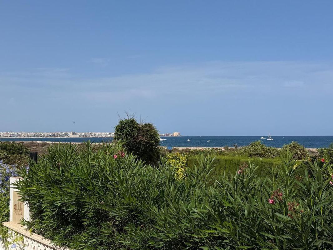 villa te koop in Torrevieja | 4 slaapkamers H579644