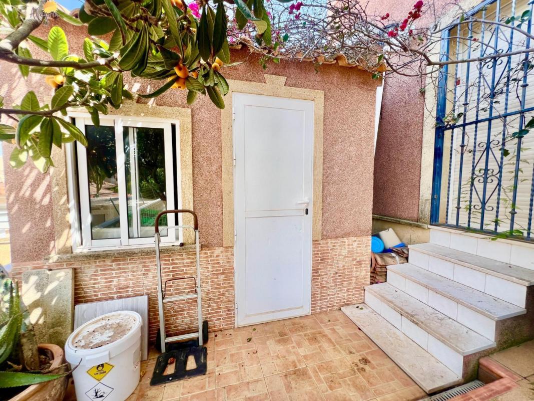 villa te koop in Torrevieja | 3 slaapkamers H604287