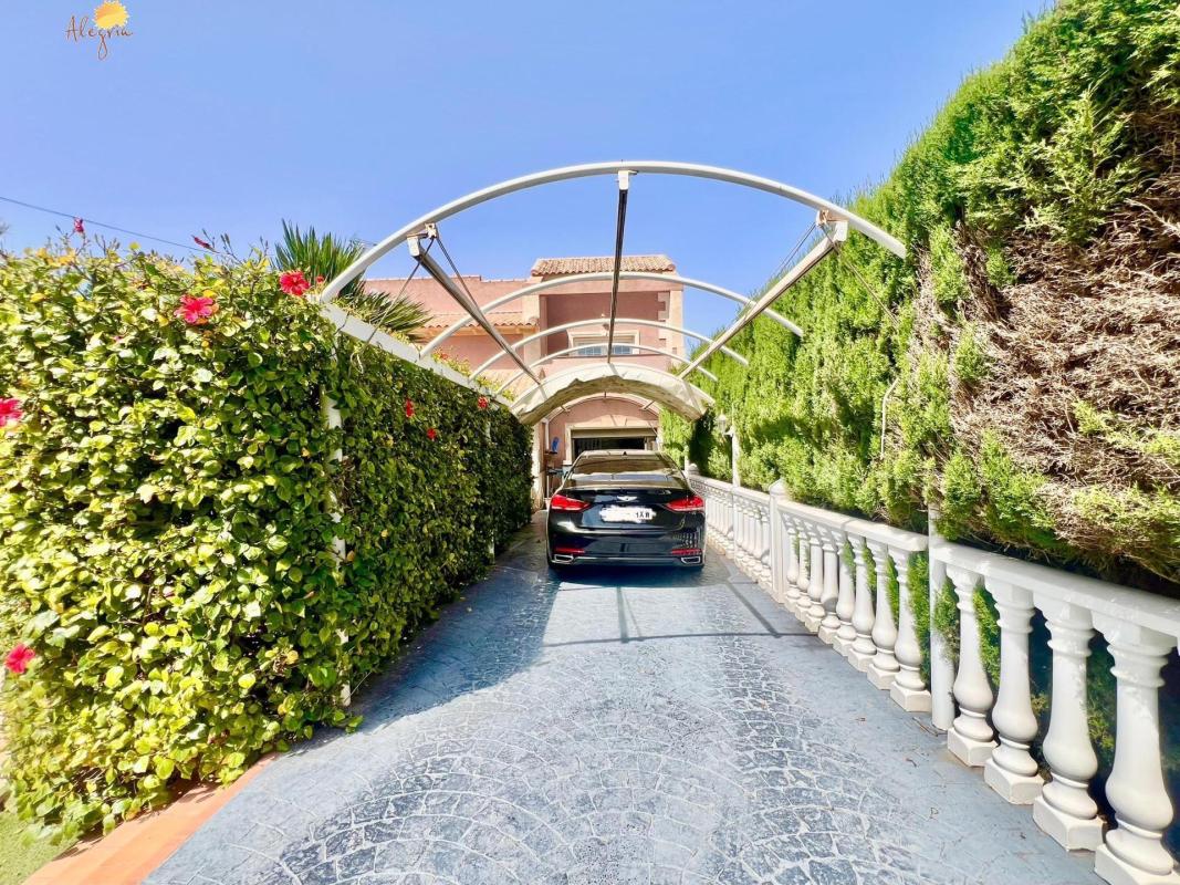 villa te koop in Torrevieja | 3 slaapkamers H604287