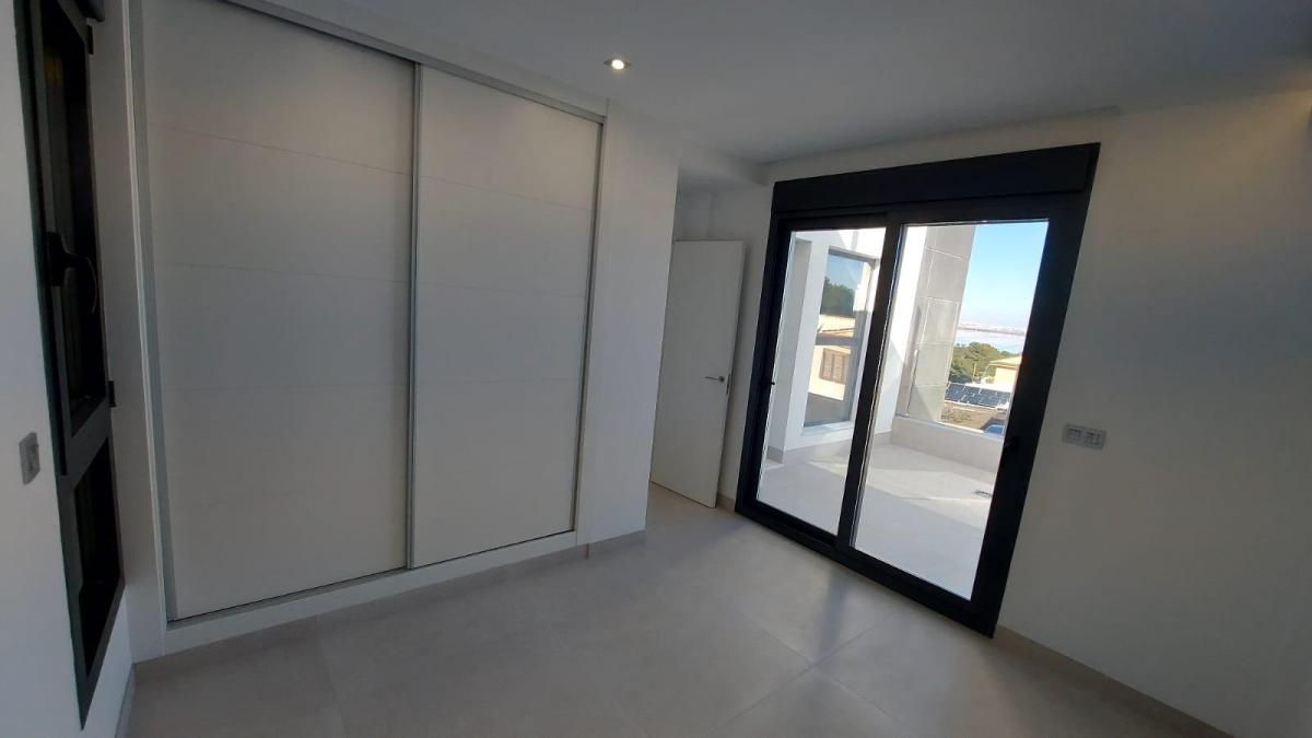 villa te koop in Torrevieja | 3 slaapkamers H619020