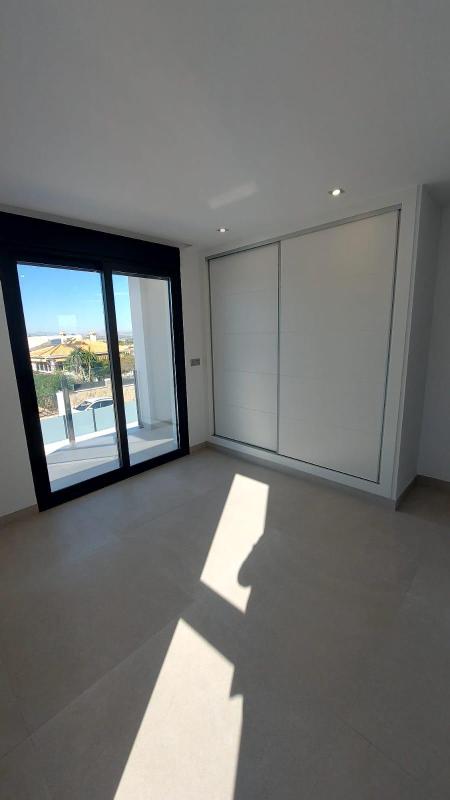villa te koop in Torrevieja | 3 slaapkamers H619020