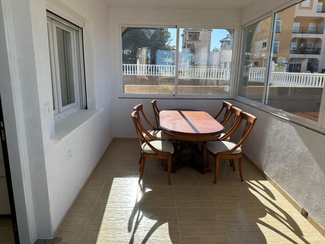 villa te koop in Torrevieja | 4 slaapkamers H619027