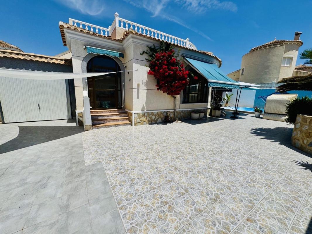 villa te koop in Torrevieja | 0 slaapkamers H633560