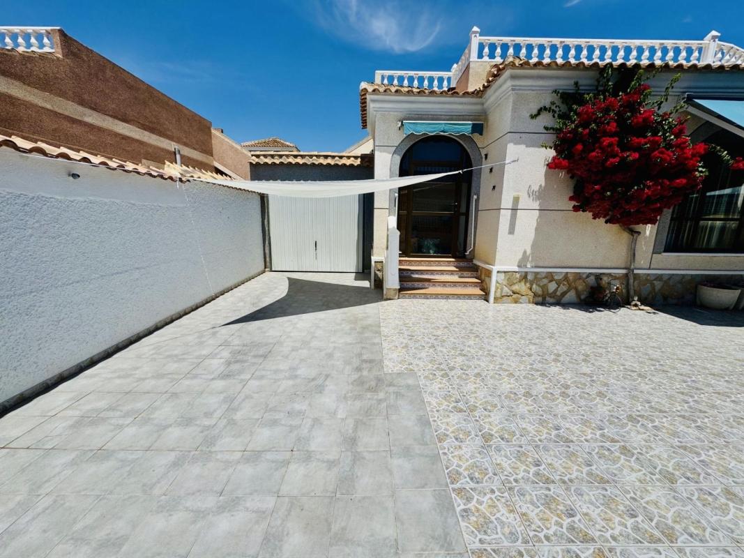 villa te koop in Torrevieja | 0 slaapkamers H633560