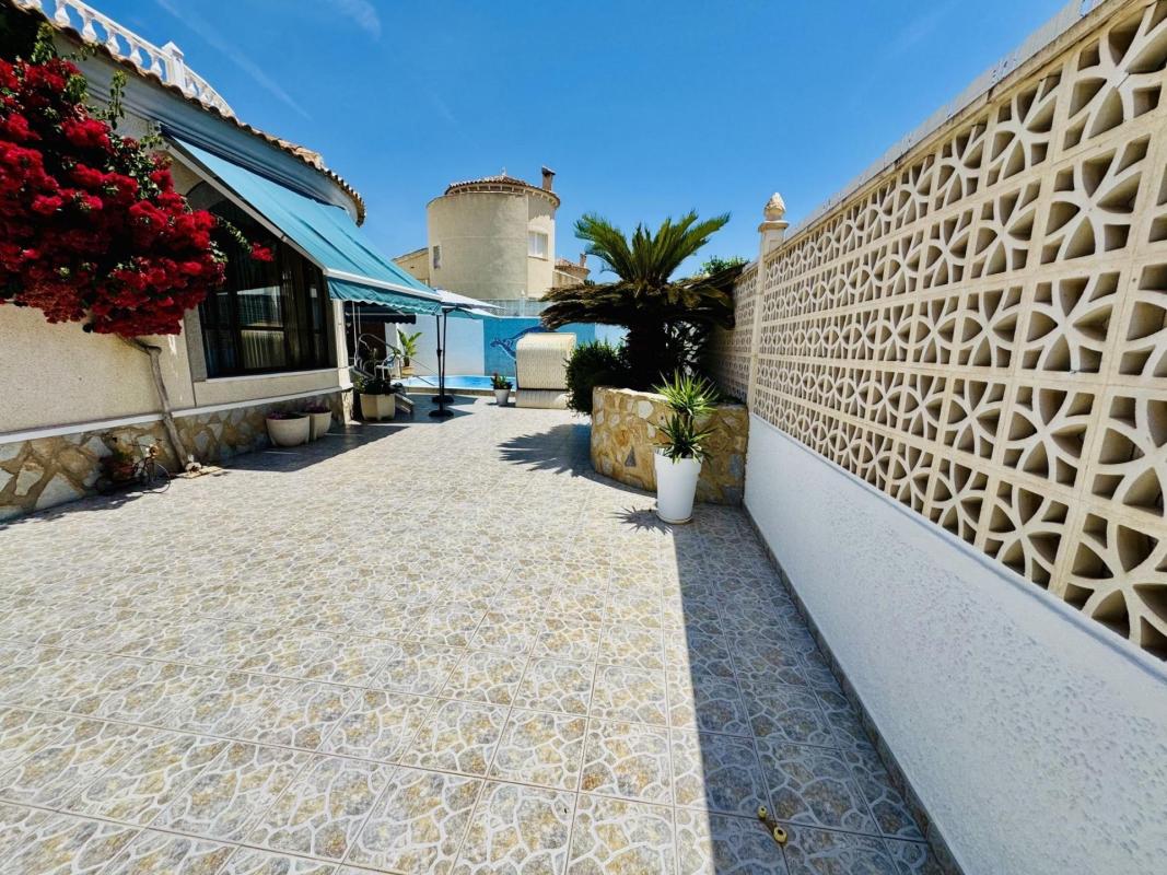 villa te koop in Torrevieja | 0 slaapkamers H633560