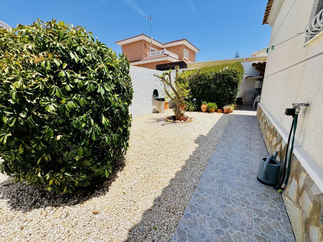 villa te koop in Torrevieja | 0 slaapkamers H633560