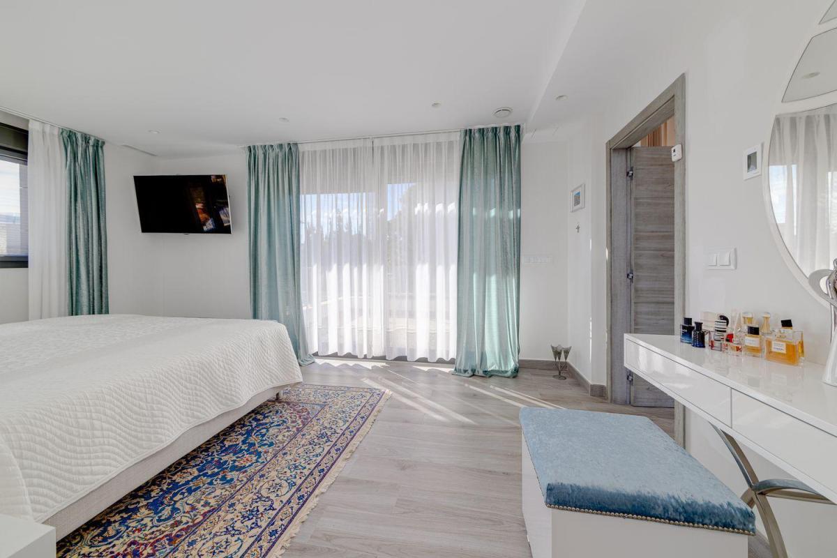 Property main view 27